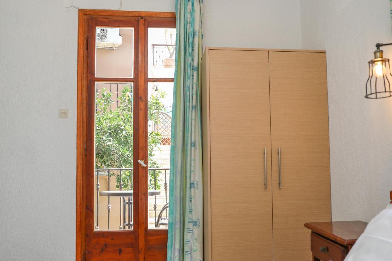 Fotini Rooms Skopelos Town Exterior photo