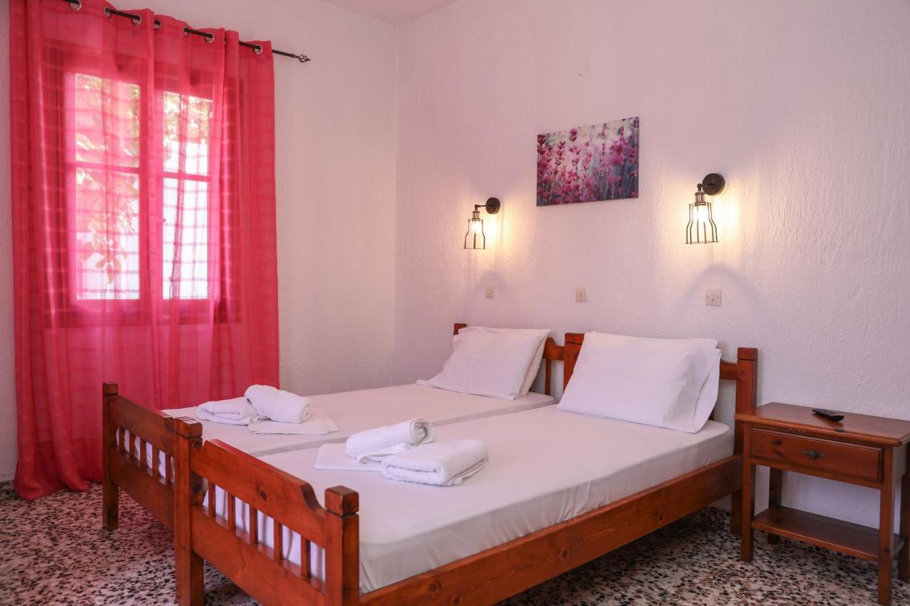 Fotini Rooms Skopelos Town Exterior photo